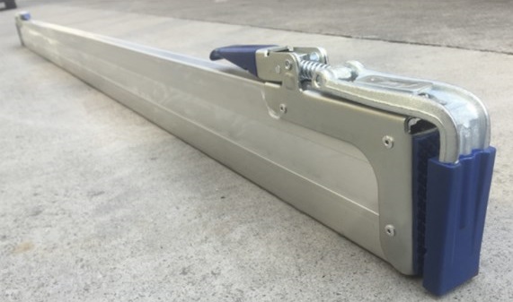 China Manufacturer Aluminum Cargo Lock Plank with Steel Plate Chuck 2400-2700mm